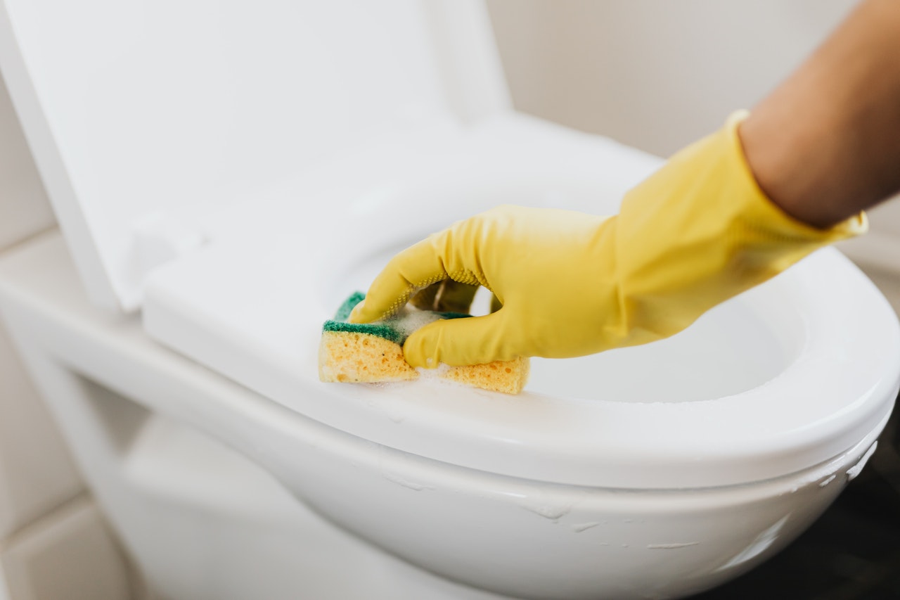 You are currently viewing Six Best Cleaning Hacks to Cut the Time You Spend Cleaning