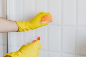 Read more about the article Everything to Know about Hiring a House Cleaning Company