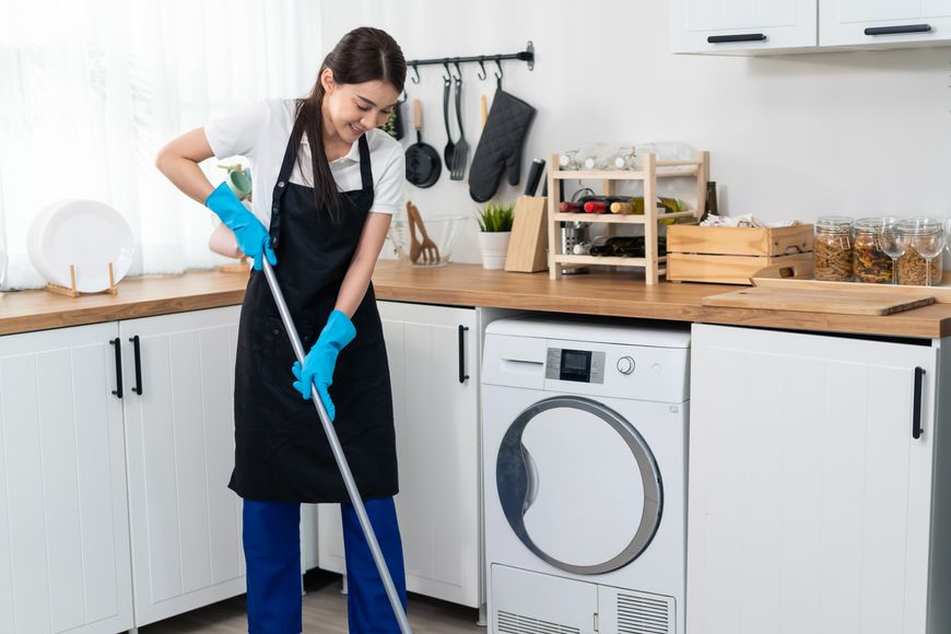 You are currently viewing A Guide: When Should You Hire a Professional Cleaner?