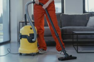 Read more about the article 4 Reasons It’s Healthier to Let Professional House Cleaners Handle Your Dirty Work
