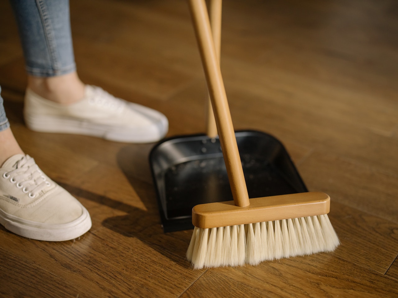 You are currently viewing How You Can Keep Your Home Tidy Between Professional Cleaning Appointments